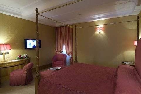 Homs Hotel Rom